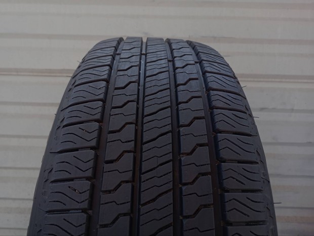 4 db újszerű Goodyear Wrangler Territory HT 255/65 R18 111H nyárigumi.