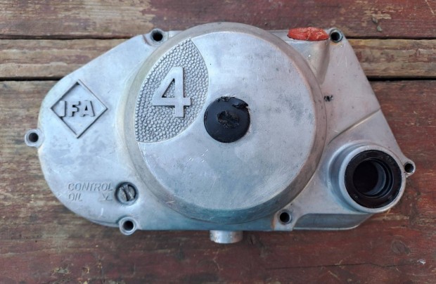 4-es dekni gyri Simson S51