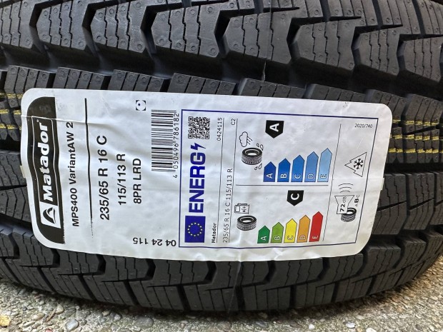 4 évszak 236/65R16c 235 65 16C új Matador