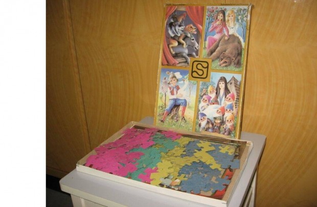 4-képes, mese-motívumos puzzle