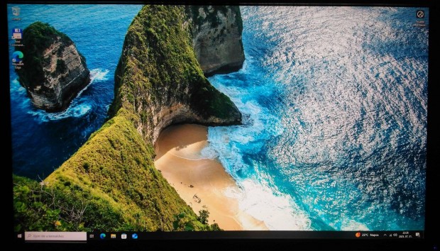 4 magos netezős, tanulós gép + win10 (+ lcd monitor)