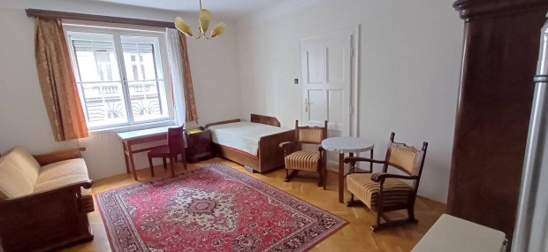 4 szob�s, Orczy Park melletti, Kiad� lak�s