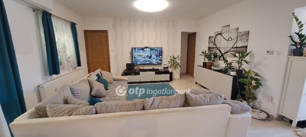 4 szobs csaldi hz Szigetszentmiklson elad