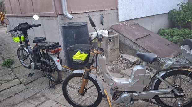 4 utem, benzinmotoros robogk