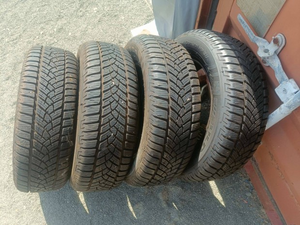 4 x Fulda Kristall Control 215/65-R16 98H téli gumiabwinterreifen
