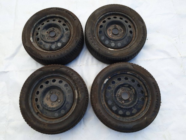 4 x Imperial "Snowdragon" 205/55R15 téli gumi acélfelnikkel, profil mé