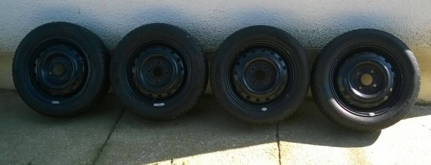 4db 15-ös 4x114.3-as Honda,Rover lemez 185/60R15 téli gumival eladó