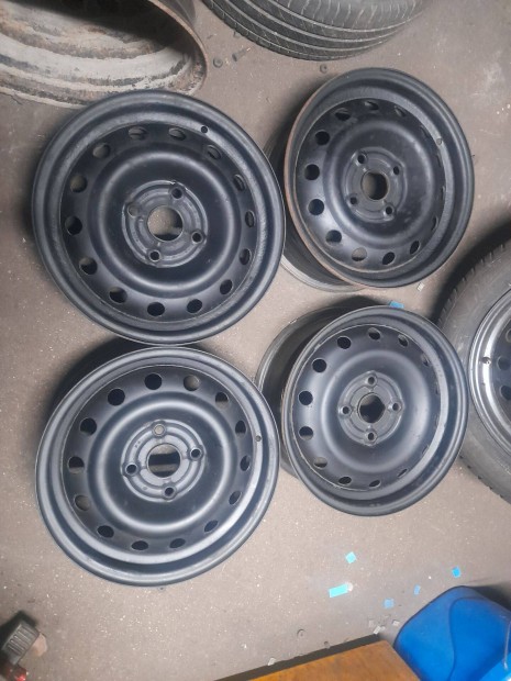 4db 15-�s Chevrolet Lacetti felni