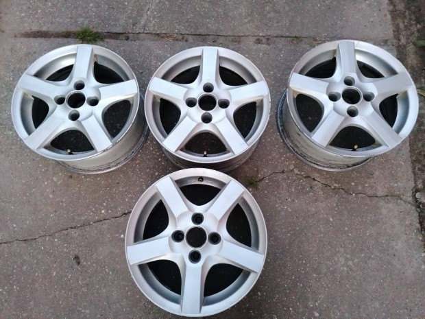 4db 15"os alufelni 4*108 (Citroen/Peugeot) ET28