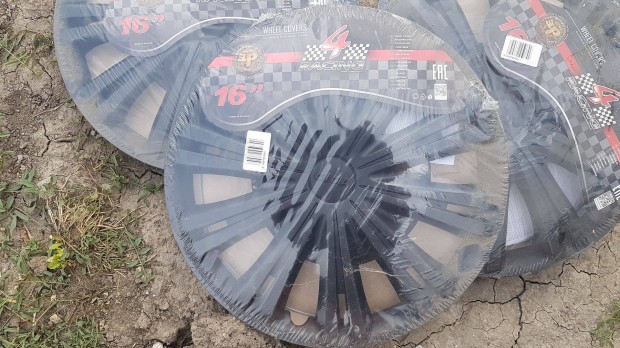 4db 16" j bontatlan dsztrcsa fekete