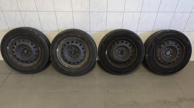 4db 175/65 R14 ny�ri gumi elad� 5,5Jx14H2 ET45 felni