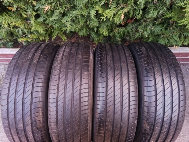 4db 17 / 17" Michelin Primacy 4 215/65 R17 103V nyri gumi