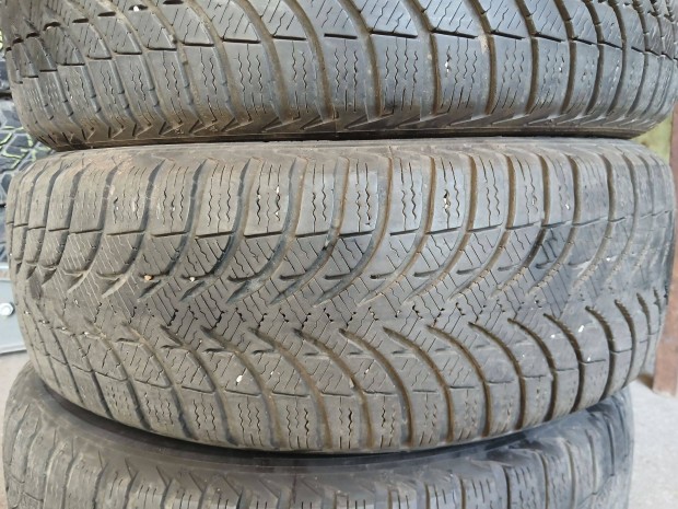 4db 185/65 R15 Michelin tli gumi 185/65R15 15