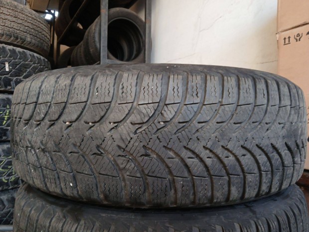 4db 185/65 R15 Michelin tli gumi 185/65R15 15