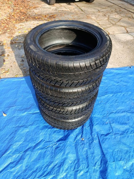 4db 195x50x15" tligumi 90% llapot