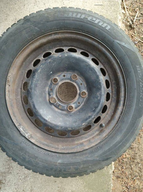4db 2022-es Laufenn BMW Gumiabroncs felnivel egy�tt!-185/65R15