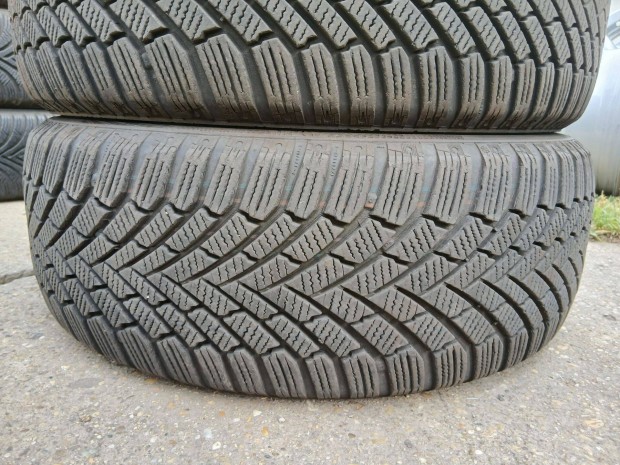 4db 205/55 R16 Continental téli gumi 6.5 mm-es 205/55R16 16