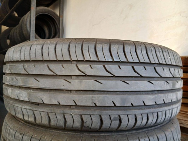 4db 205/55 r16 Continental nyri gumi 6mm-es 205/55R16 16