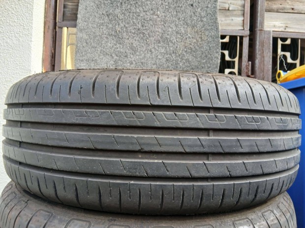 4db 205/60 R16 Goodyear nyári gumi 2021-es 205/60R16 16