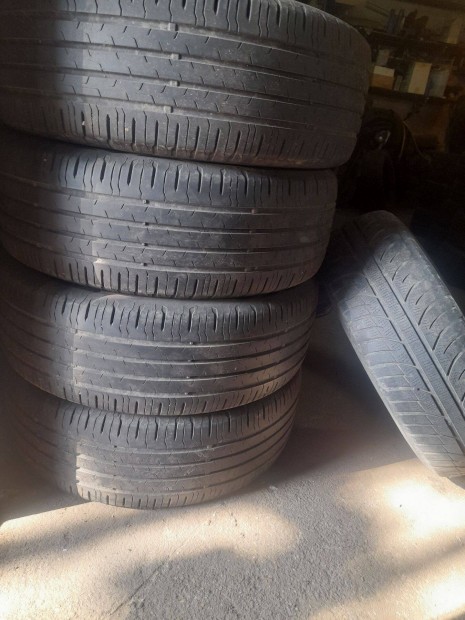 4db 215 55 17 ny�ri gumi Continental