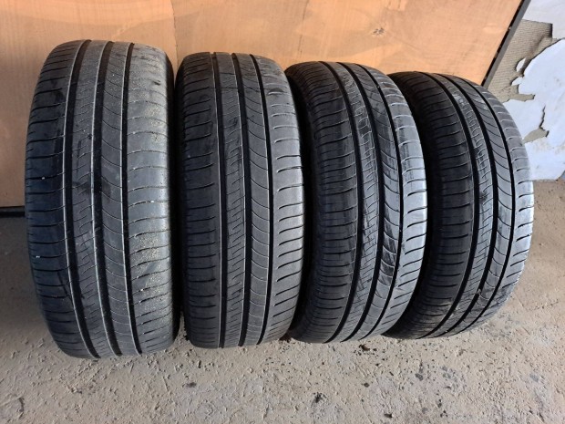 4db 215/60 R16 Michelin Energy Saver + Ny�ri gumi elad�! 10000Ft/db