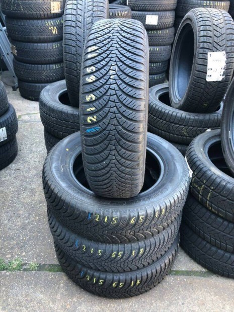 4db 215/65×17 Falken 4 évszakos gumiabroncs. ("3633303")