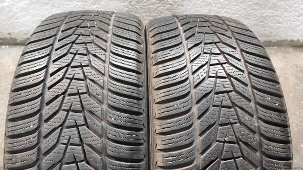 4db 225/40R18 225/40 R18 225/40/18