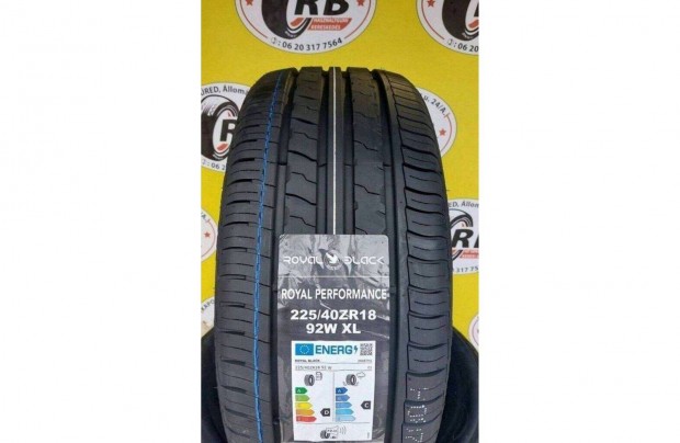 4db 225/40 r18 Royal Black nyri j 20000ft/db