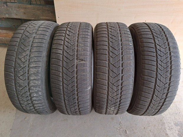 4db 225/55 R18 Pirelli Winter Sottozero 3 tli gumi elad!!! (DOT2019,