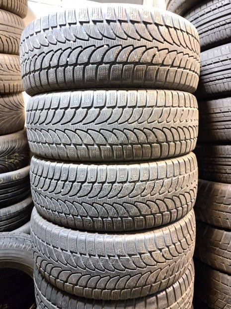 4db 225/60 R17 Bridgestone Blizzak LM-80 Evo téli gumi eladó!!!