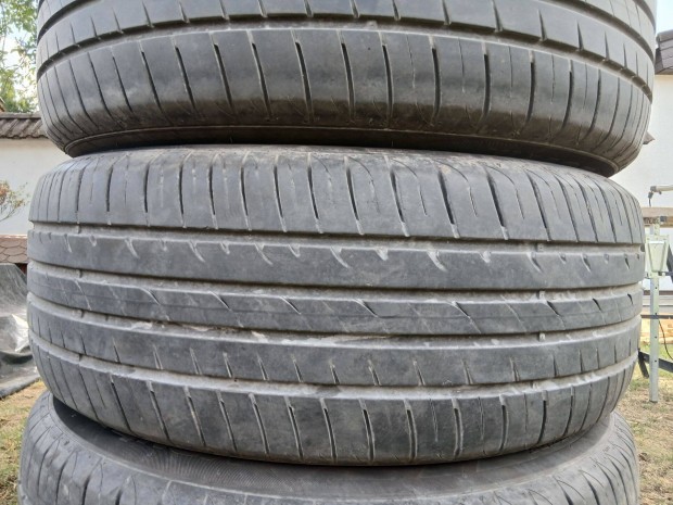 4db 225/60 R17 Hankook nyri gumi 225/60R17 17