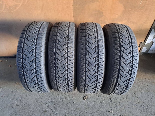 4db 225/60 R18 Vredestein Wintrac 5 Tli gumi elad! ra! 15000Ft/