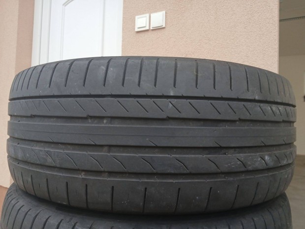 4db 235/50 R18 Continental nyri gumi 235/50R18 18