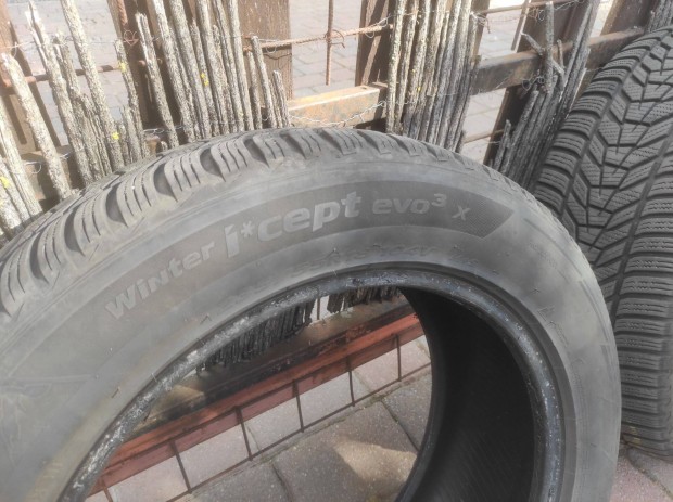 4db 235/55 r18 DOT2020 Hankook téligumi eladó