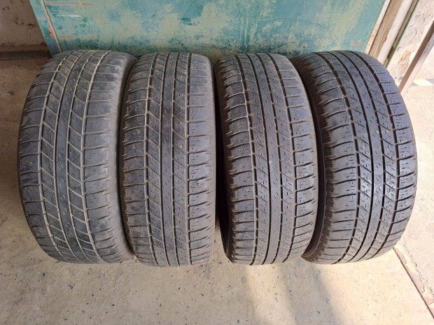 4db 235/60 R16 Good Year Wrangler HP All Weather SUV 4x4, (Peremvds)