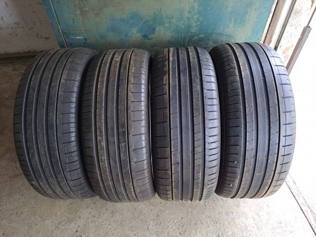 4db 255/55 R19 102Y Pirelli P Zero PZ4 nyári gumi eladó!!! 20000Ft/db