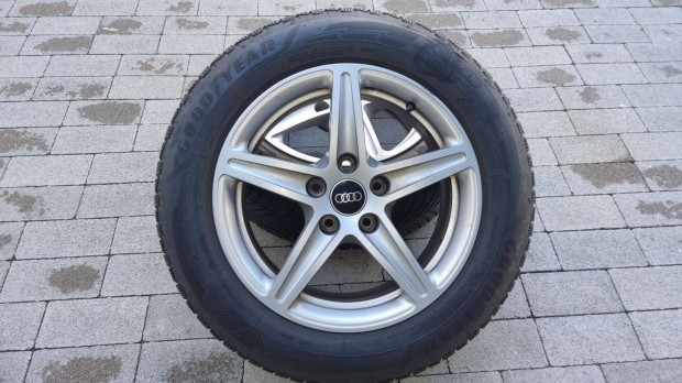 4db AUDI Alufelni gyri 16"-os 2023-as A4 E7Jx16H2-N ET35