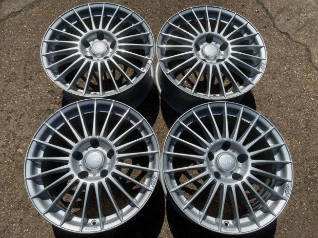 4db Aez 17" VW Transporter alufelni. (3993)