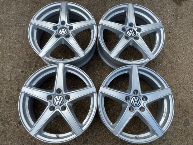 4db Alutec 17" VW Passat - Skoda -Superb alufelni. (3522)