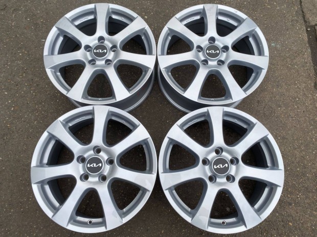 4db Autec 17" Kia alufelni. (3710)