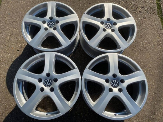 4db Autec 17" VW alufelni. ("3732")