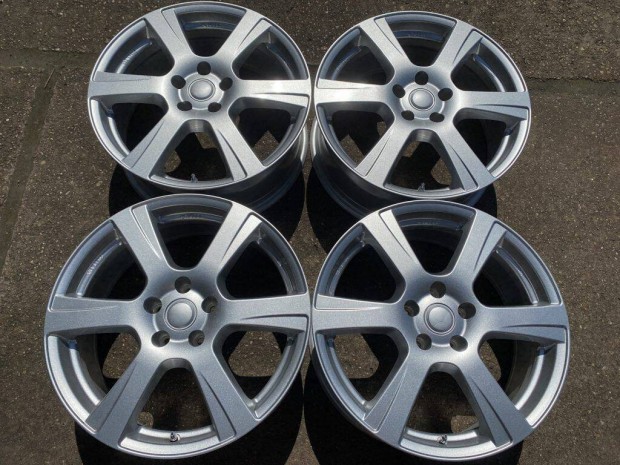 4db Autec 18 VW Audi Mercedes-Benz alufelni. (3271)