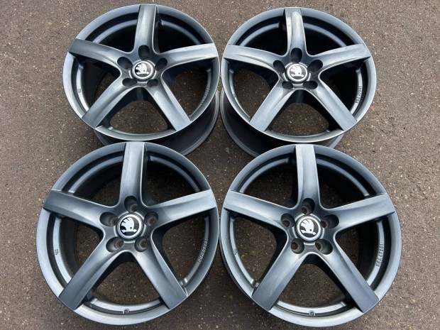 4db Autec 18" Skoda alufelni. (4293)