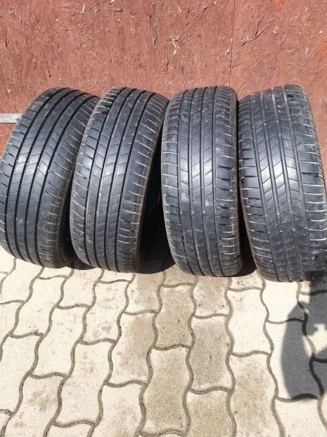 4db Bridgestone gumi 205/55 R16