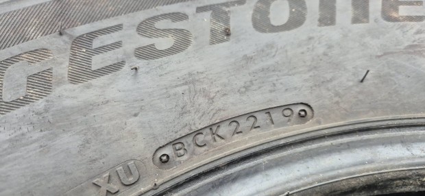 4db Bridgestone t�ligumi 285/60 R18