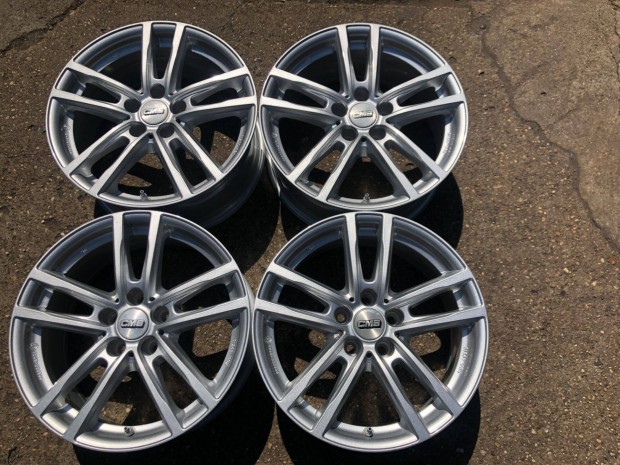 4db CMS 17" Audi - Skoda - VW - BMW alufelni. (3953)