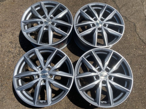 4db CMS 17" Ford - Volvo alufelni. (3978)