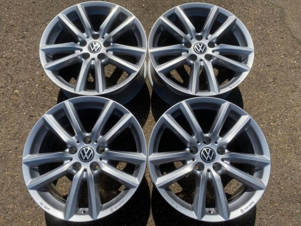 4db CMS 17" VW Scirocco alufelni. (*3839*)