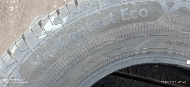 4db Continental 215/75R16C  ny�rigumi