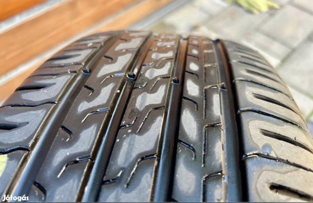 4db Continental Ecocontact 6 215/55 R17 Elado!